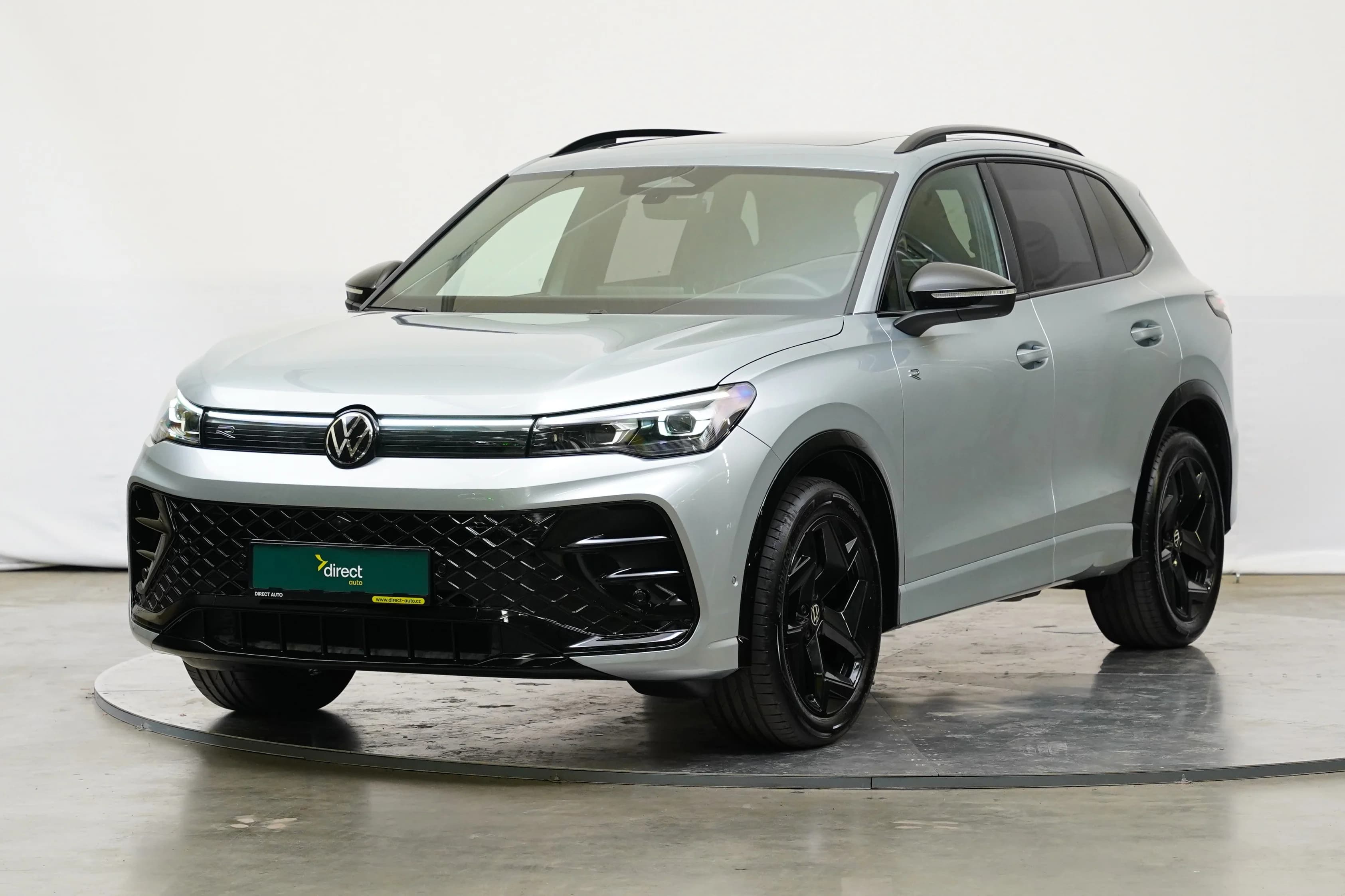 Volkswagen Tiguan 1.5 eTSI 110 kW DSG R-Line, photo 1 of 26
