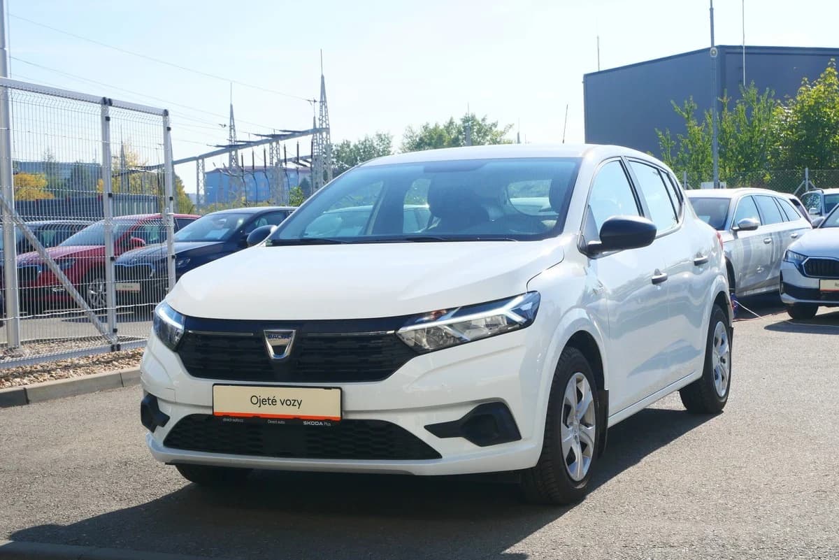 Dacia Sandero 1.0i 49 kW, photo 1 of 6