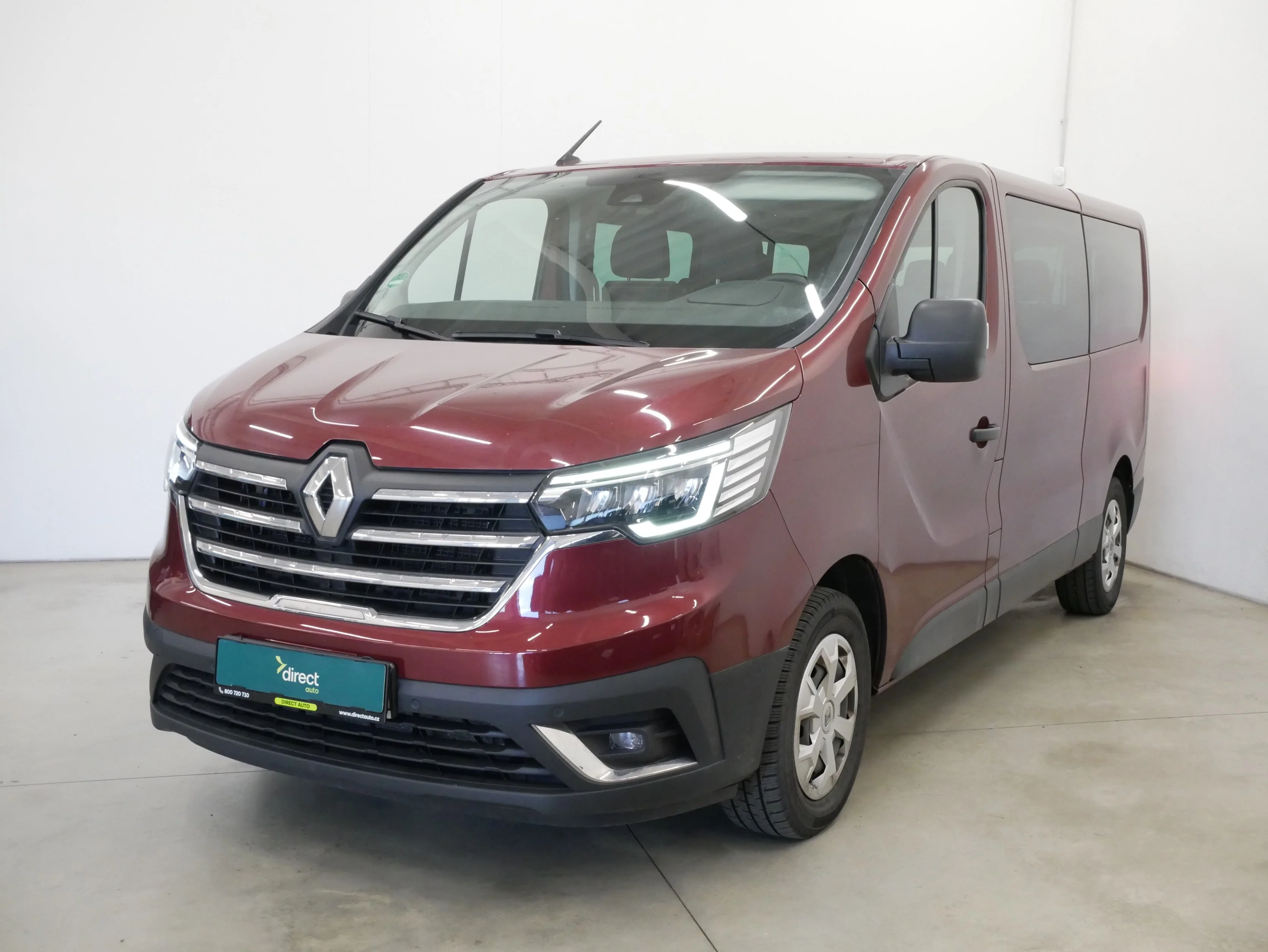 Renault Trafic 2.0D 110 kW 9 míst L2 H1, photo 1 of 6