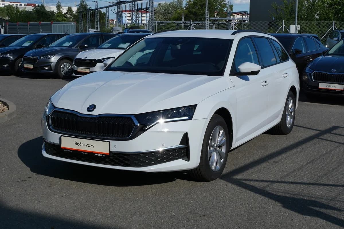 Škoda Octavia 1.5 TSI 85 kW 130 let, fotografie 1 z 6